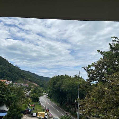Batu Feringgi Homestay Ngoại thất bức ảnh