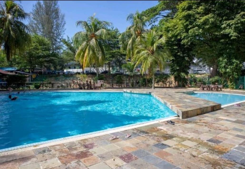 Batu Feringgi Homestay Ngoại thất bức ảnh